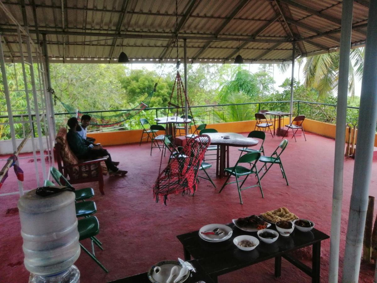 Blue Waves Beach Residency Hotel Varkala Buitenkant foto