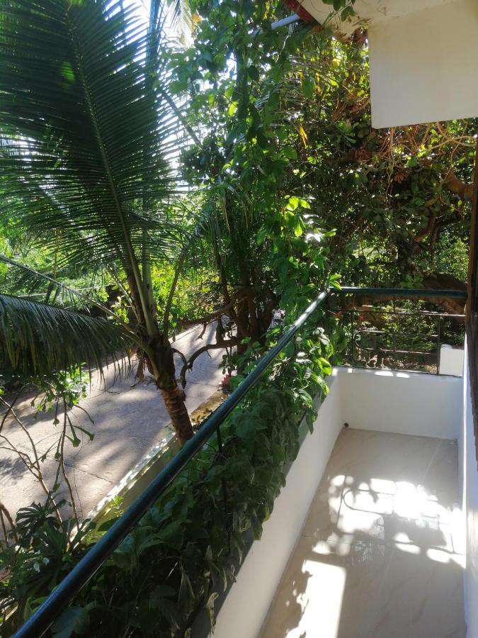 Blue Waves Beach Residency Hotel Varkala Buitenkant foto