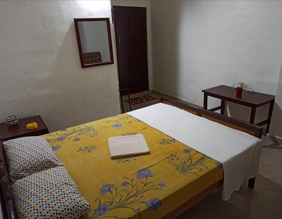 Blue Waves Beach Residency Hotel Varkala Buitenkant foto