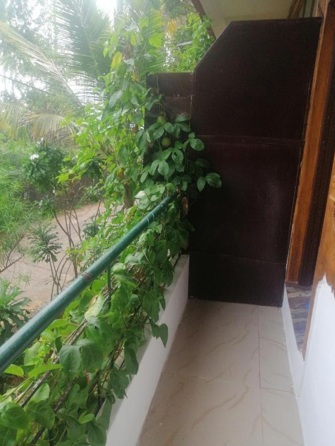 Blue Waves Beach Residency Hotel Varkala Buitenkant foto